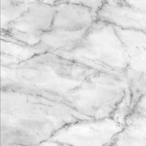 Meet your Posher, Lorisa